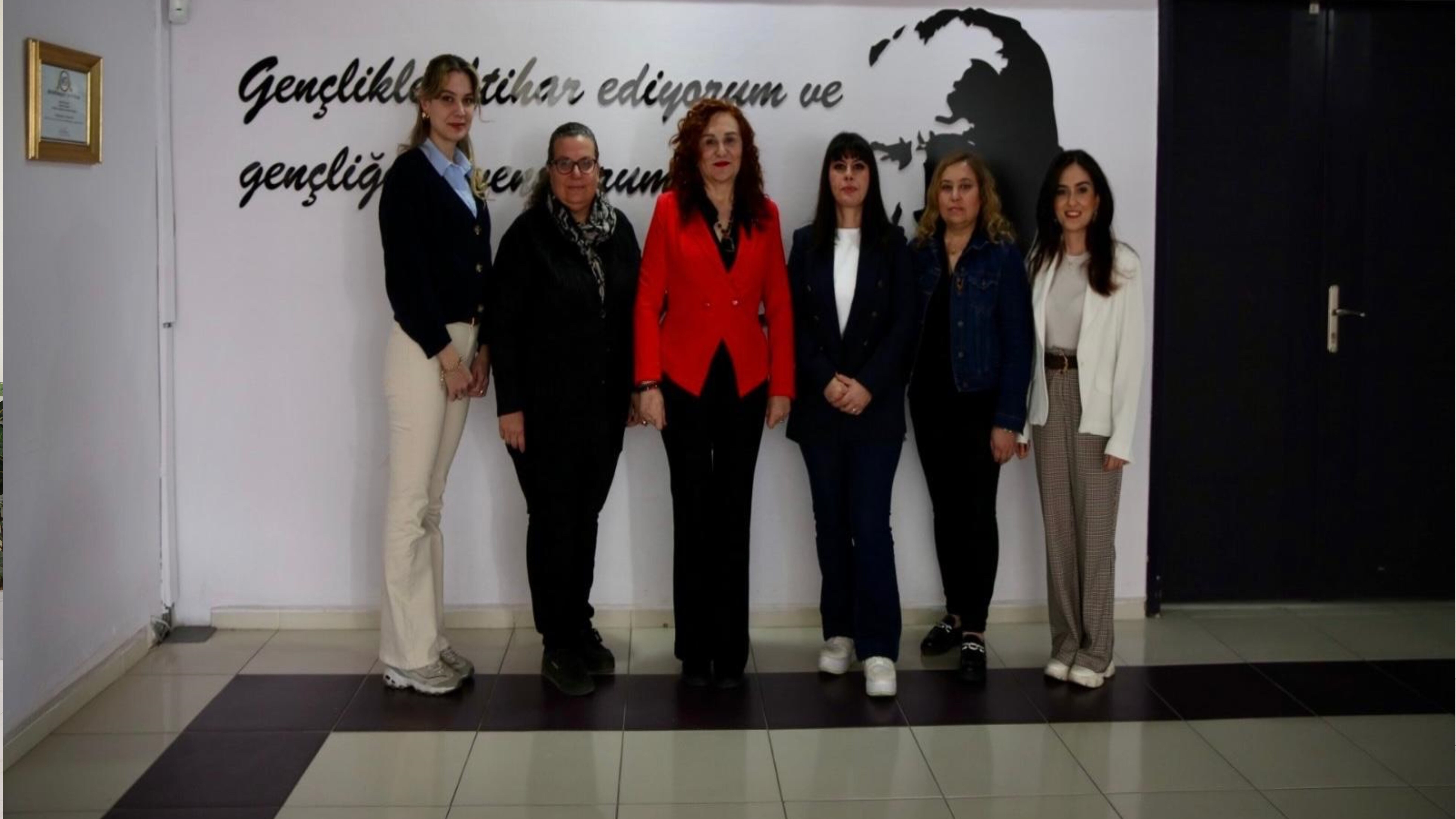 İzmir Konak MYO Erasmus Kapak