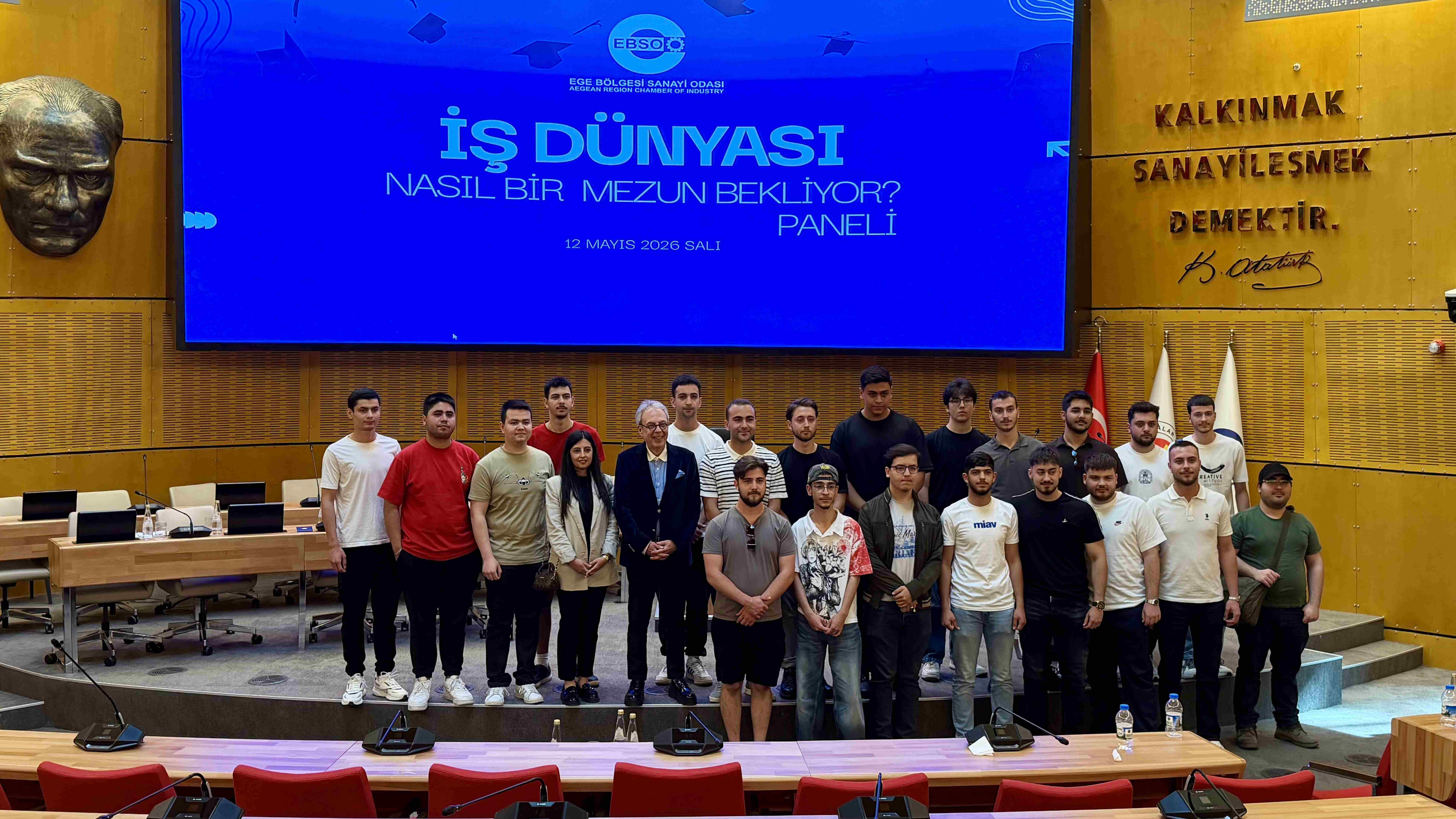İş Dünyası Kapak
