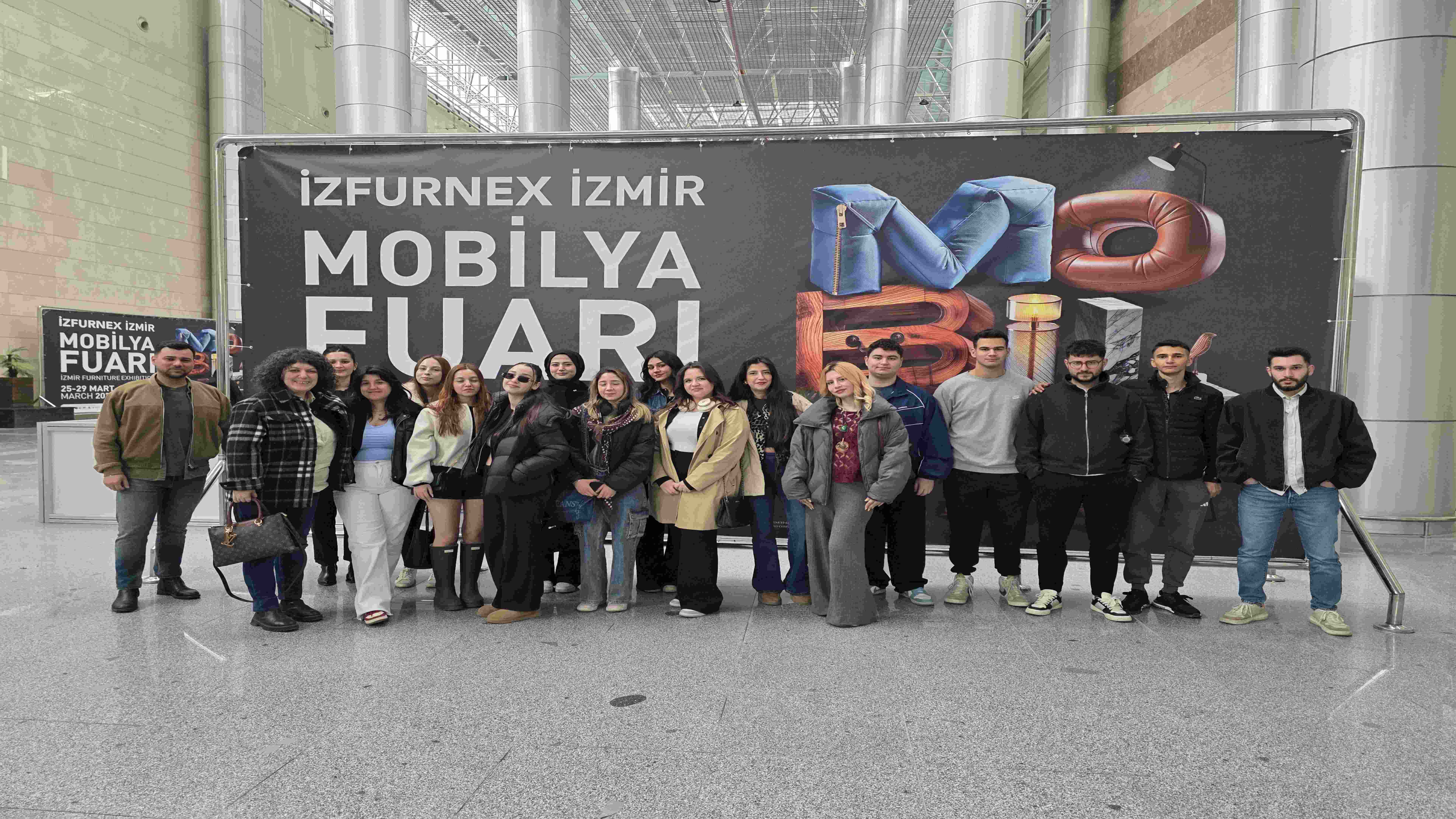 Mobilya Fuarı Kapak